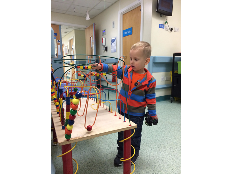 4 часа в клинике