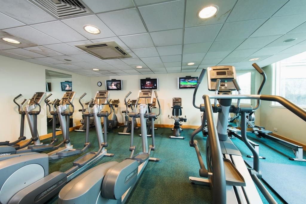 фото Holiday Inn Edinburgh gym картинка Holiday Inn Edinburgh gym