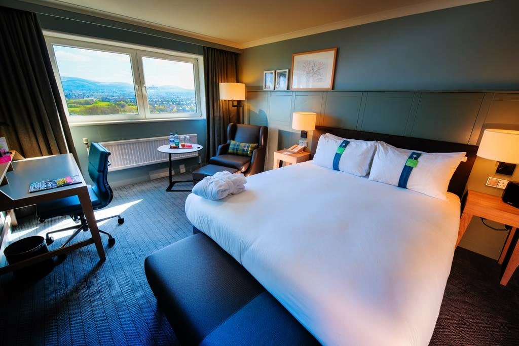 фото Holiday Inn Edinburgh room картинка Holiday Inn Edinburgh room